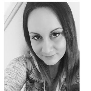 Meet your Posher, Sabrina